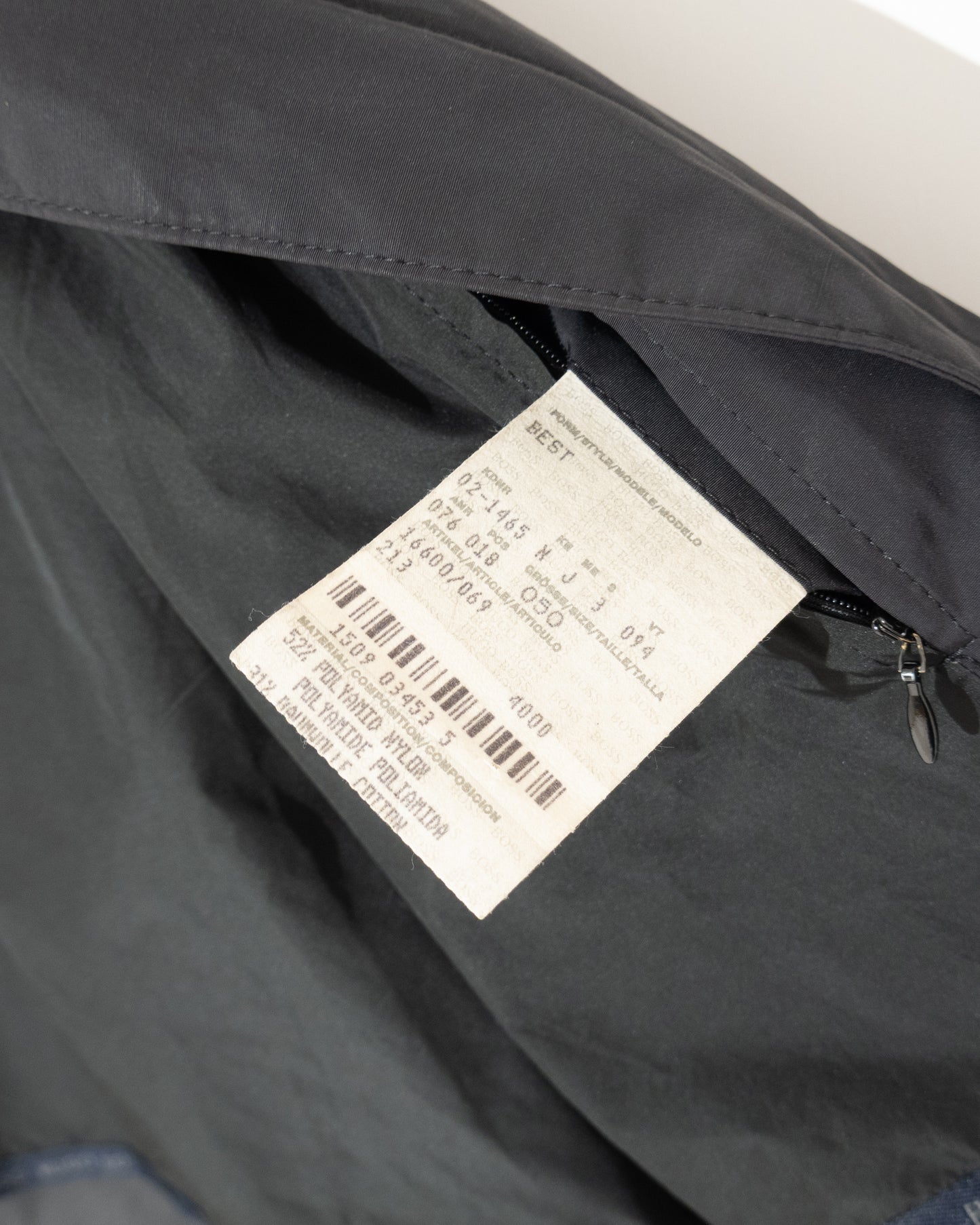 'HUGO BOSS' nylon half coat