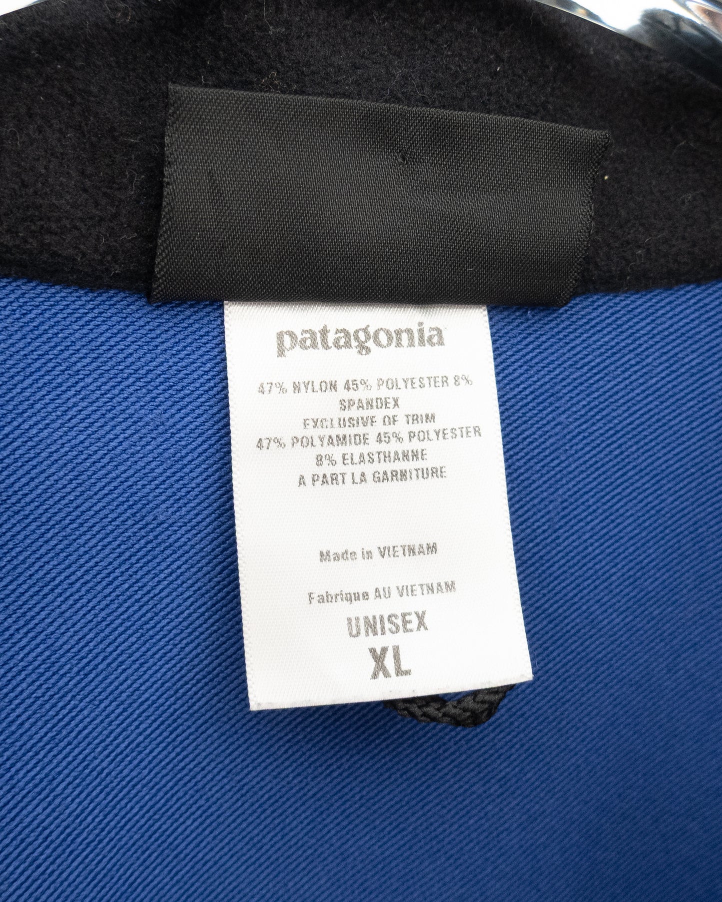 "patagonia" soft shell embroidery jacket