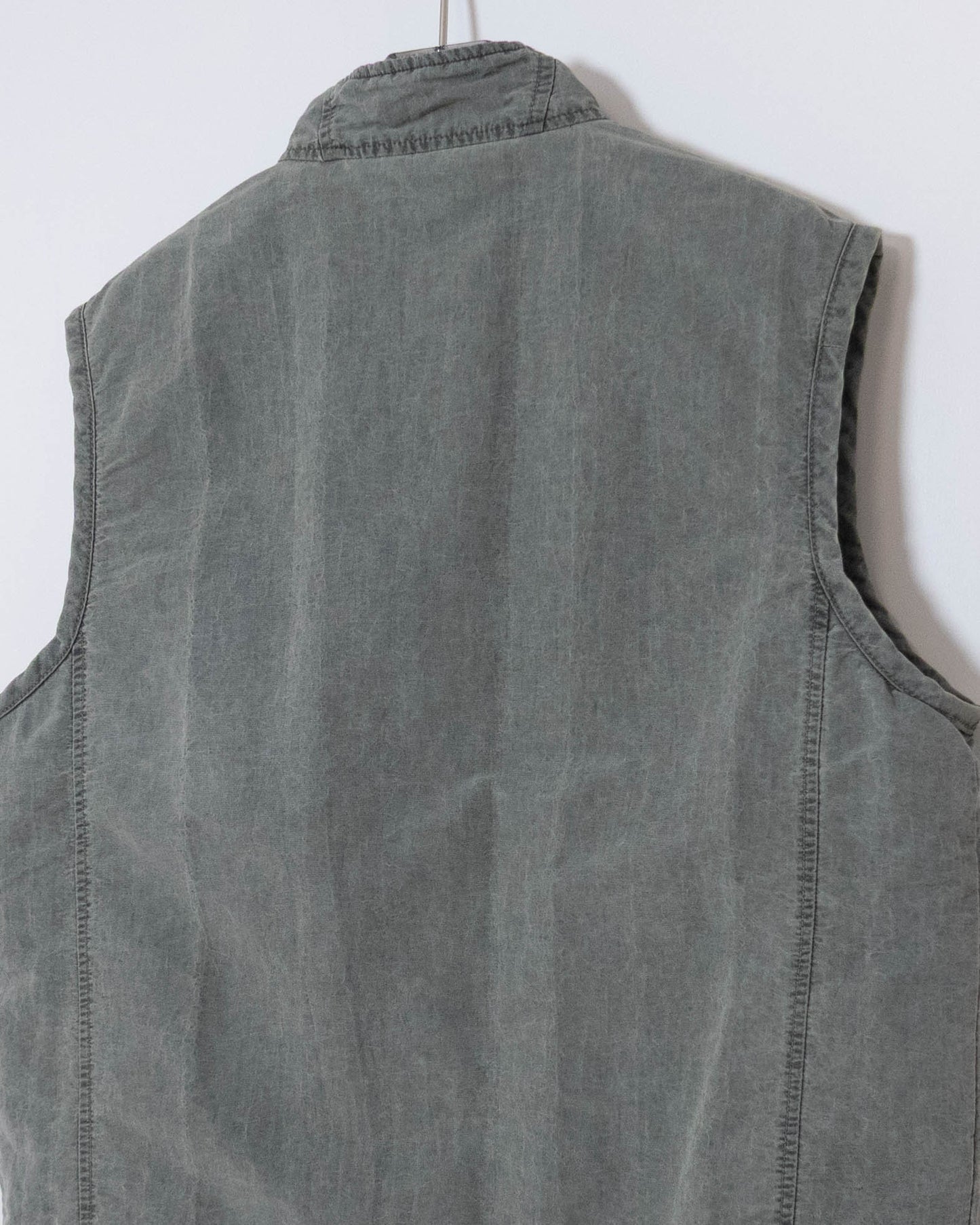 "Gramicci" good fade nylon vest with fleece