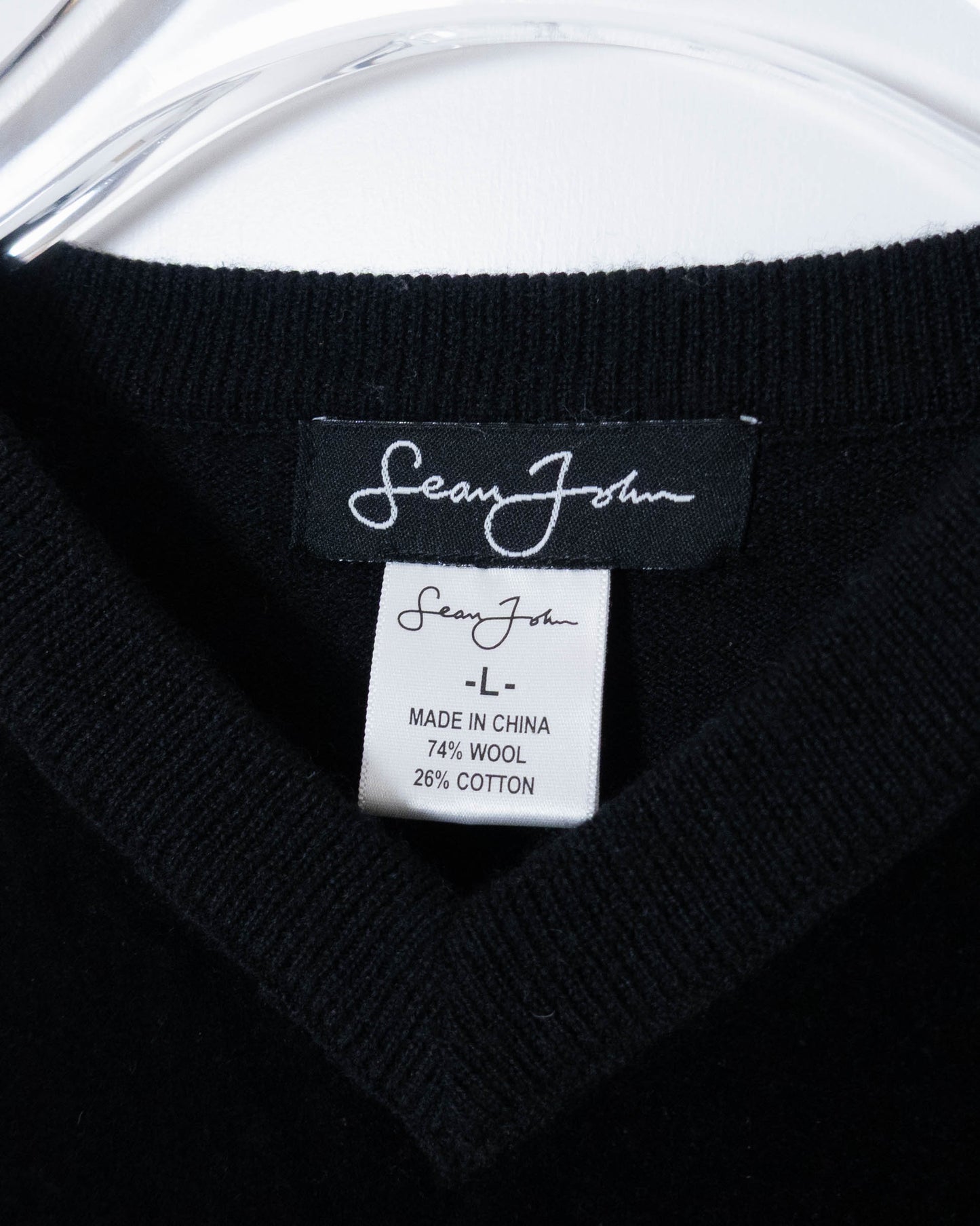 "Sean John" v-neck velour paneled knit sweater