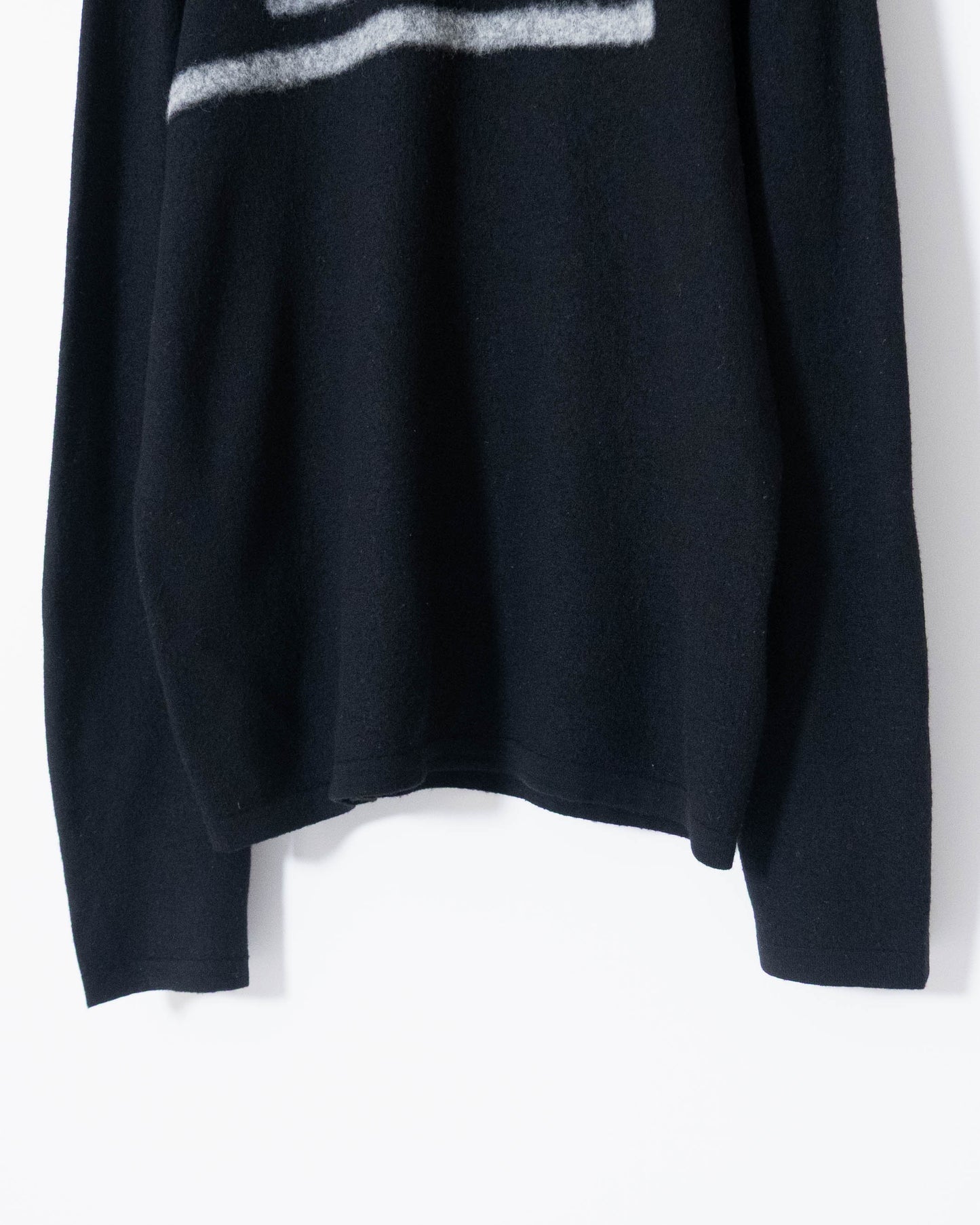 "DKNY" wool knit sweater
