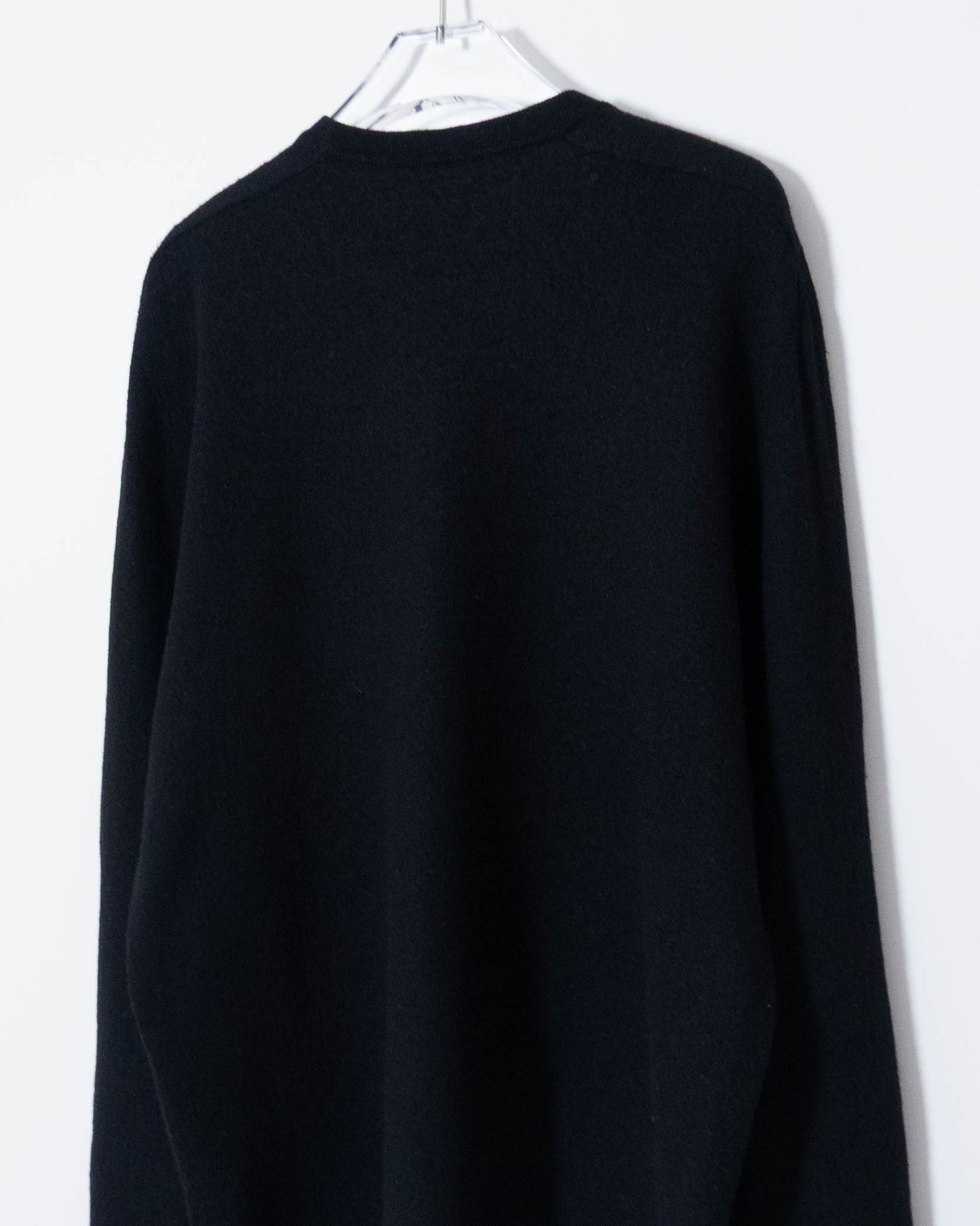 "DKNY" wool knit sweater