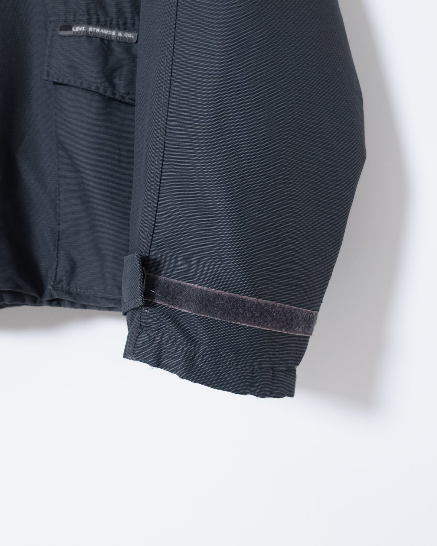 "Levi's ALL DUTY" pullover jacket