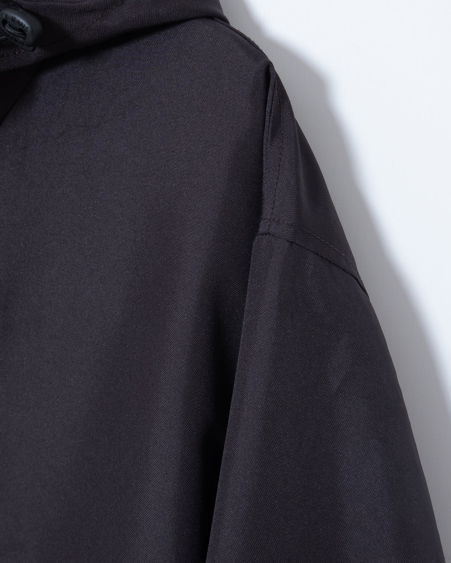 "Calvin Klein" pullover hooded jacket