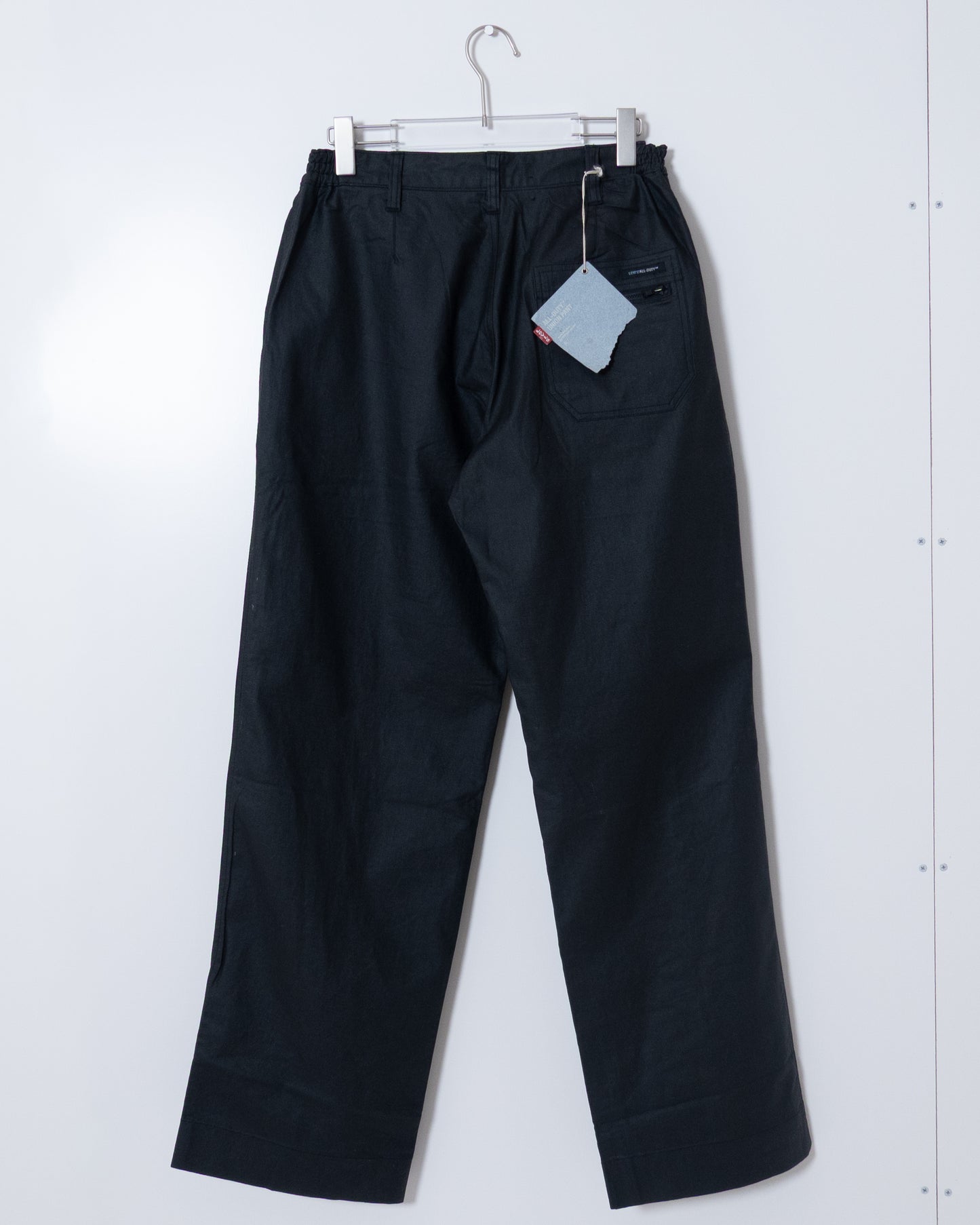 "Levi's ALL DUTY” coated cotton linen easy pants
