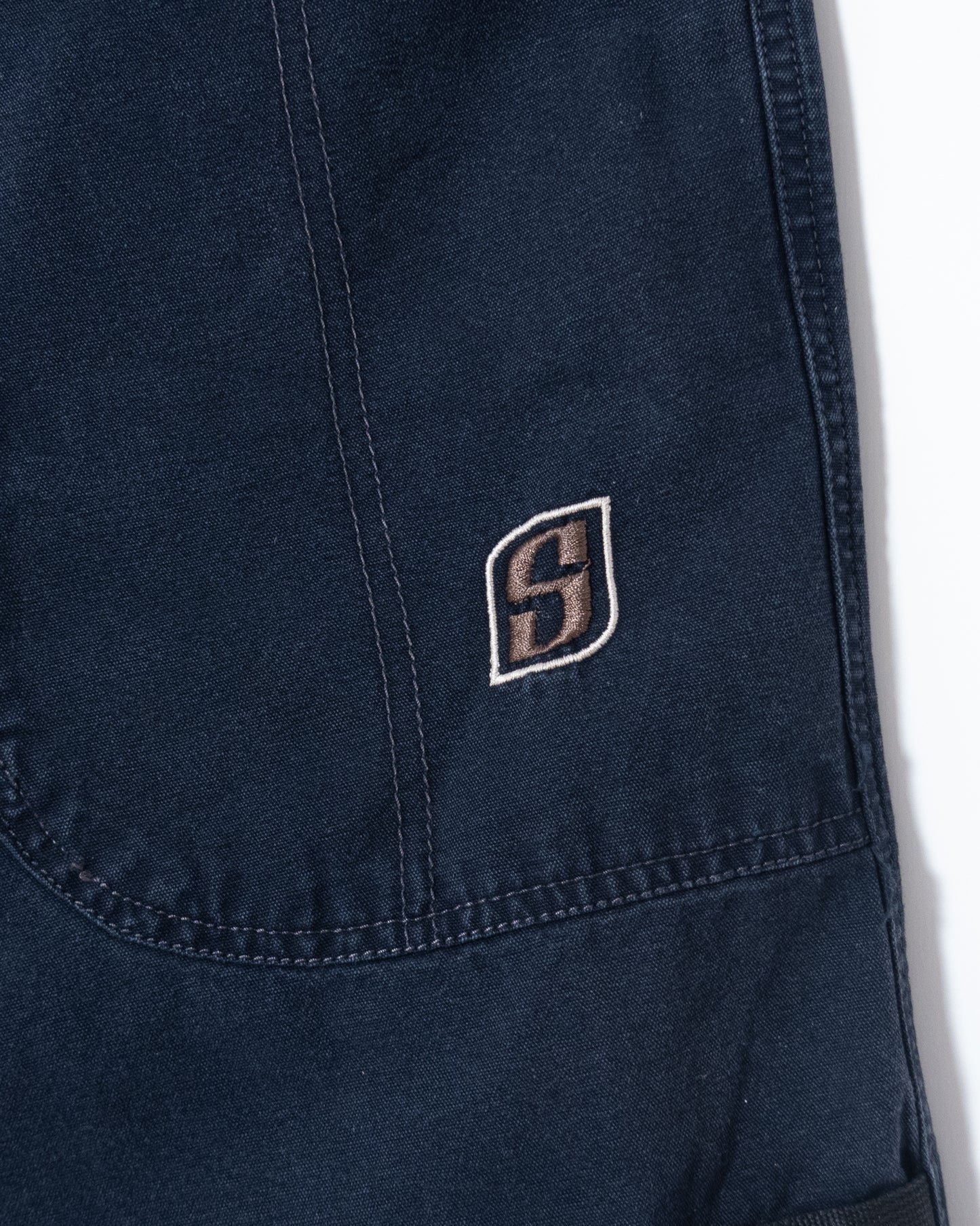 "SKILL TO DEAL" baggy shorts